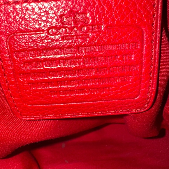 Coach Vibrant Red Leather Shoulder Bag - Picture 3 of 9
